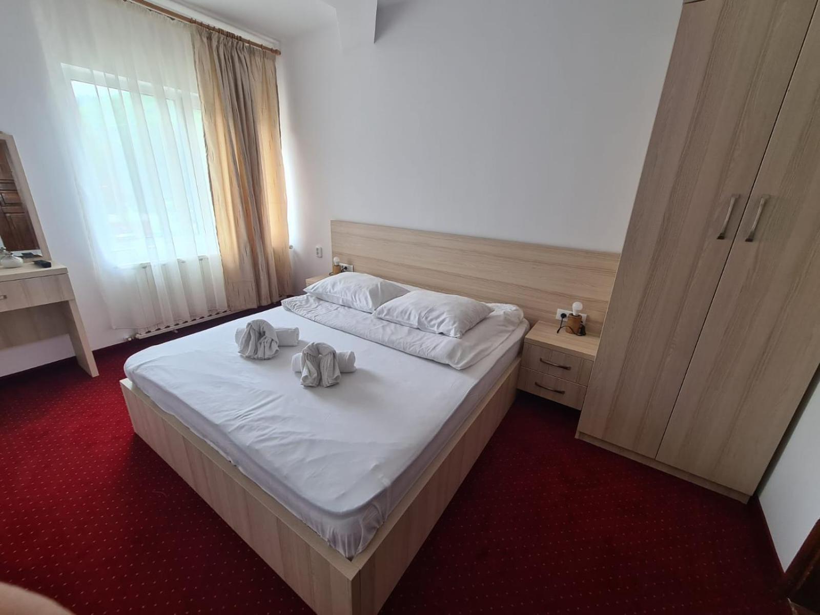 Vila Vitalis Hotel Predeal Bagian luar foto